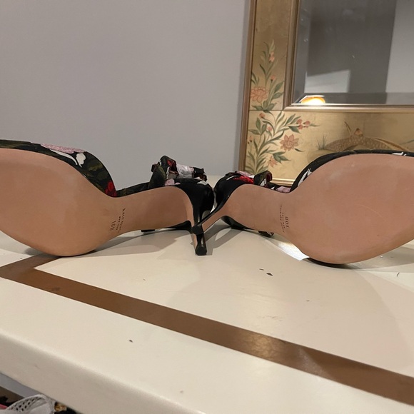 Kate Spade Multicolor Floral Heels - Picture 5 of 6